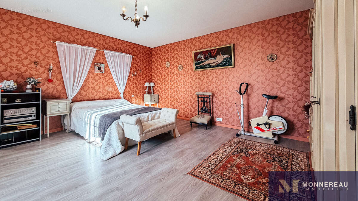 Maison à MOUTHIERS-SUR-BOEME