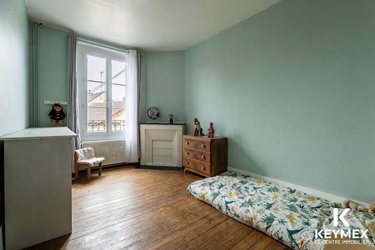 Maison à BEAUMONT-SUR-OISE