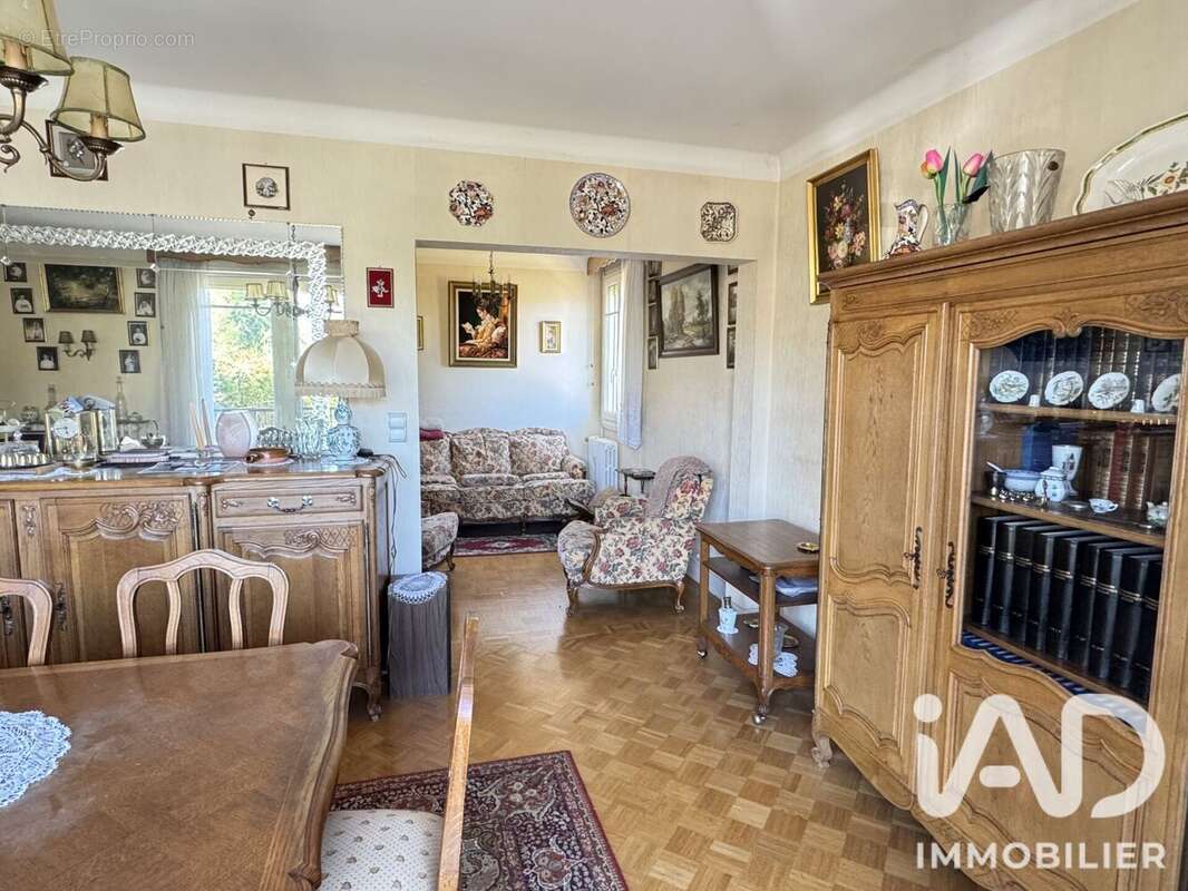 Maison 128 m² à Yzeure  - photo 4