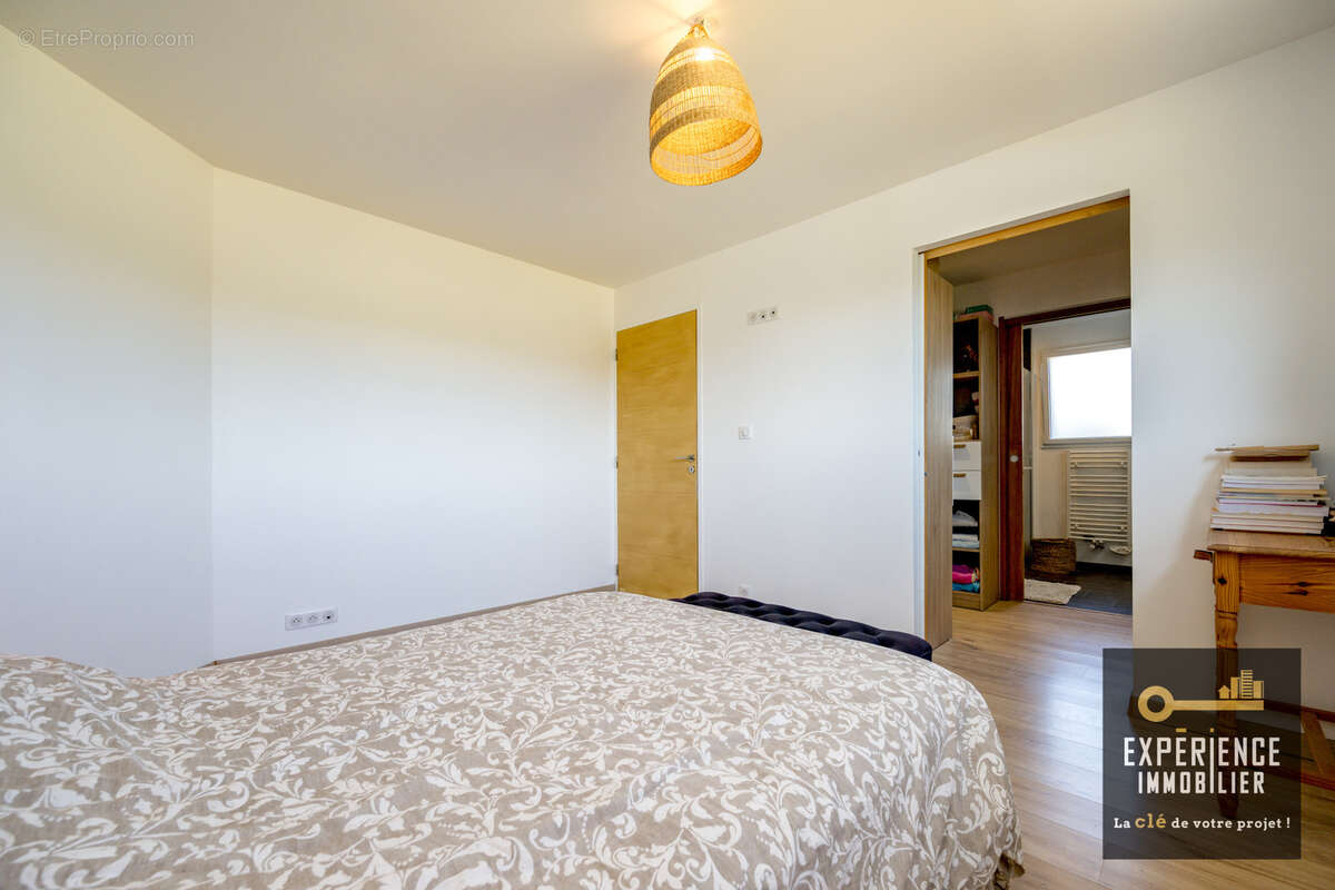 Contemporaine en plein bourg de ploufragan - photo 11