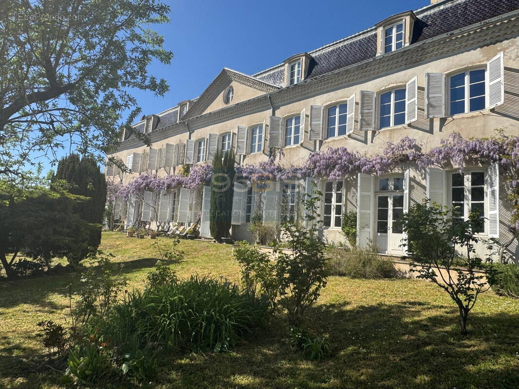 Autre à TREVOUX