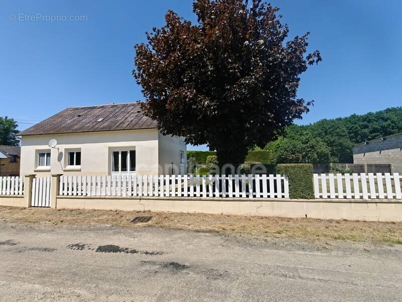 Maison à MONTAUBAN-DE-BRETAGNE