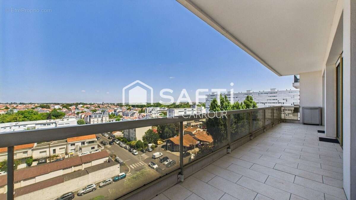 Appartement 57 m² à La Rochelle  - photo 2