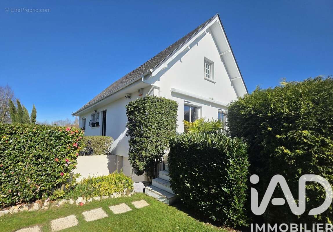 Photo 3 - Maison à SAINT-MARTIN-DU-MANOIR