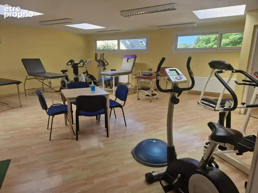 PLOUARZEL : Local Commercial libre de tout occupant - photo 4