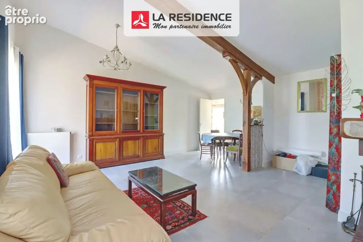 Maison 6 pièces 109 m² à vendre à Saint-Gervais-La-Foret (41350) - photo 2
