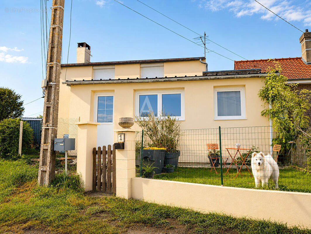 Maison à NOUVION