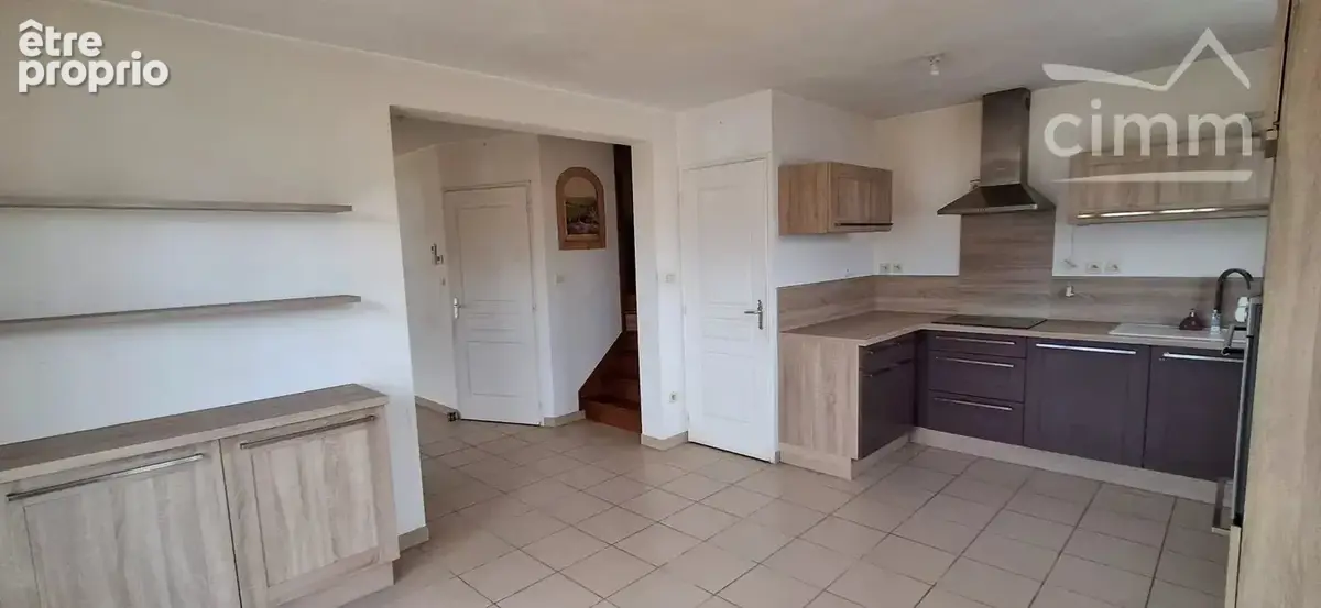 A Vendre, BLOIS VIENNE – Maison 2 / 3 chambres avec cour privative et climatisation - photo 3