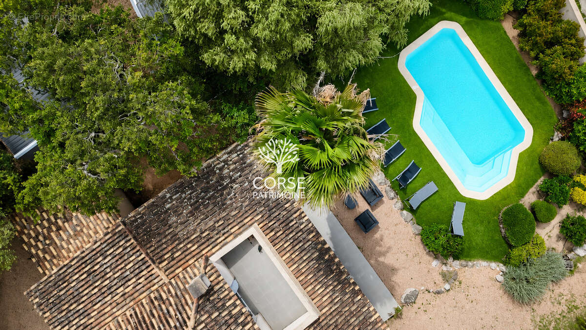 Maison à PORTO-VECCHIO