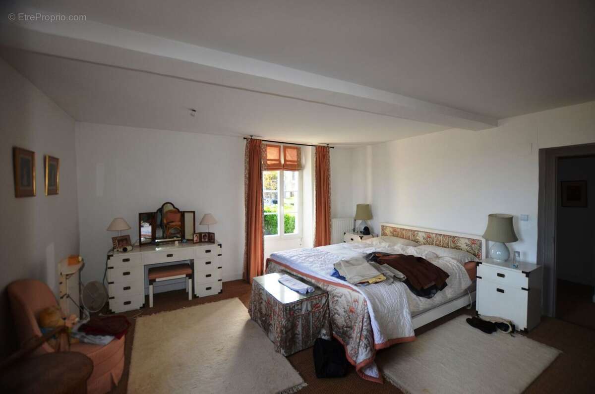 072 - Maison à MONTREAL