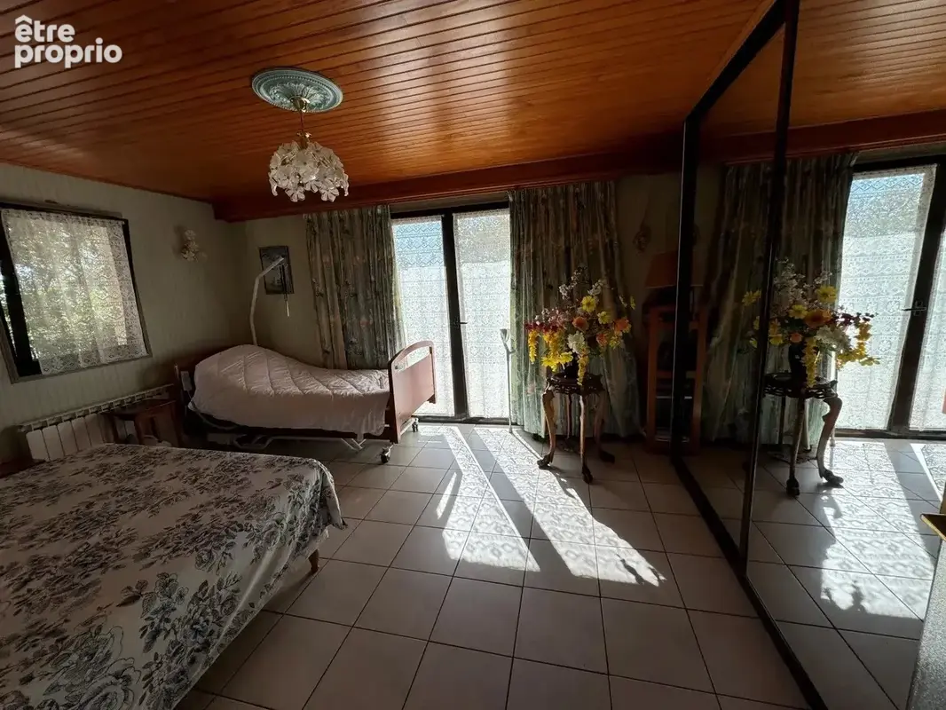 Maison de plain-pied sur 1 ha de terrain - photo 7