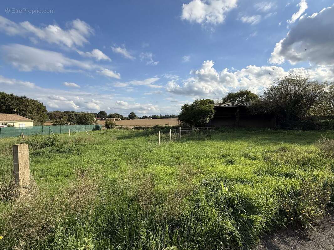 Maison à TAPONNAT-FLEURIGNAC