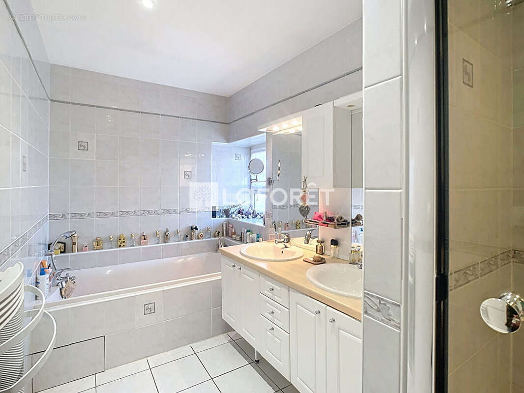 Appartement à MONTMERLE-SUR-SAONE