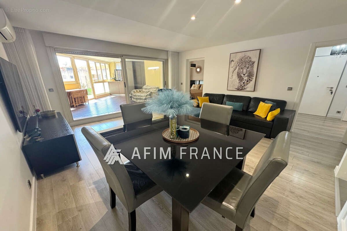 Appartement à BEAUSOLEIL