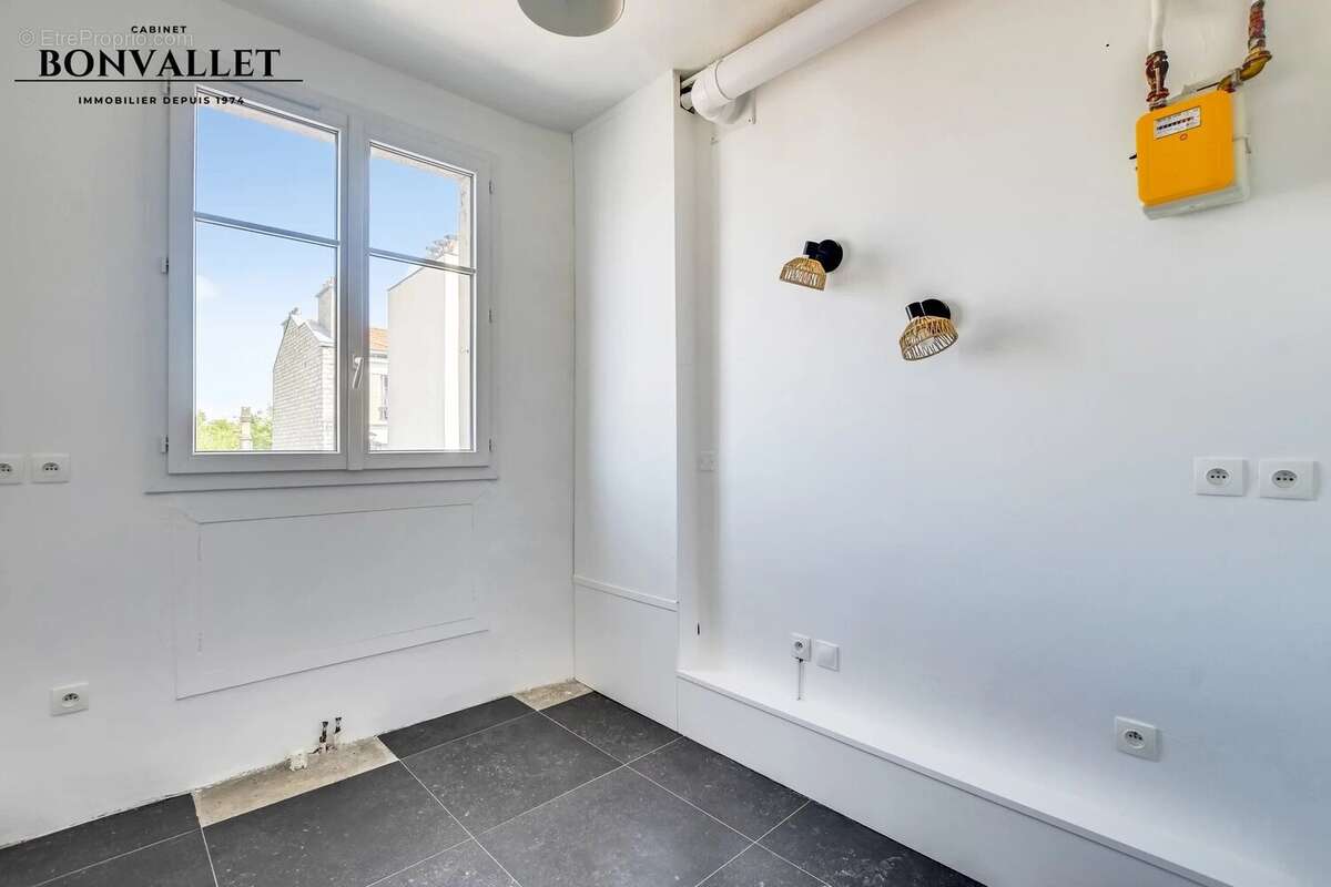 Appartement à PARIS-15E