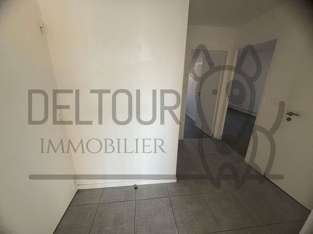 Appartement à COULOMMIERS