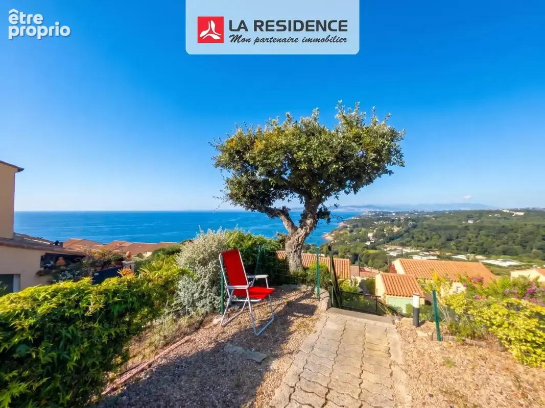 Maison 51 m² à Saint-Raphael  - photo 4