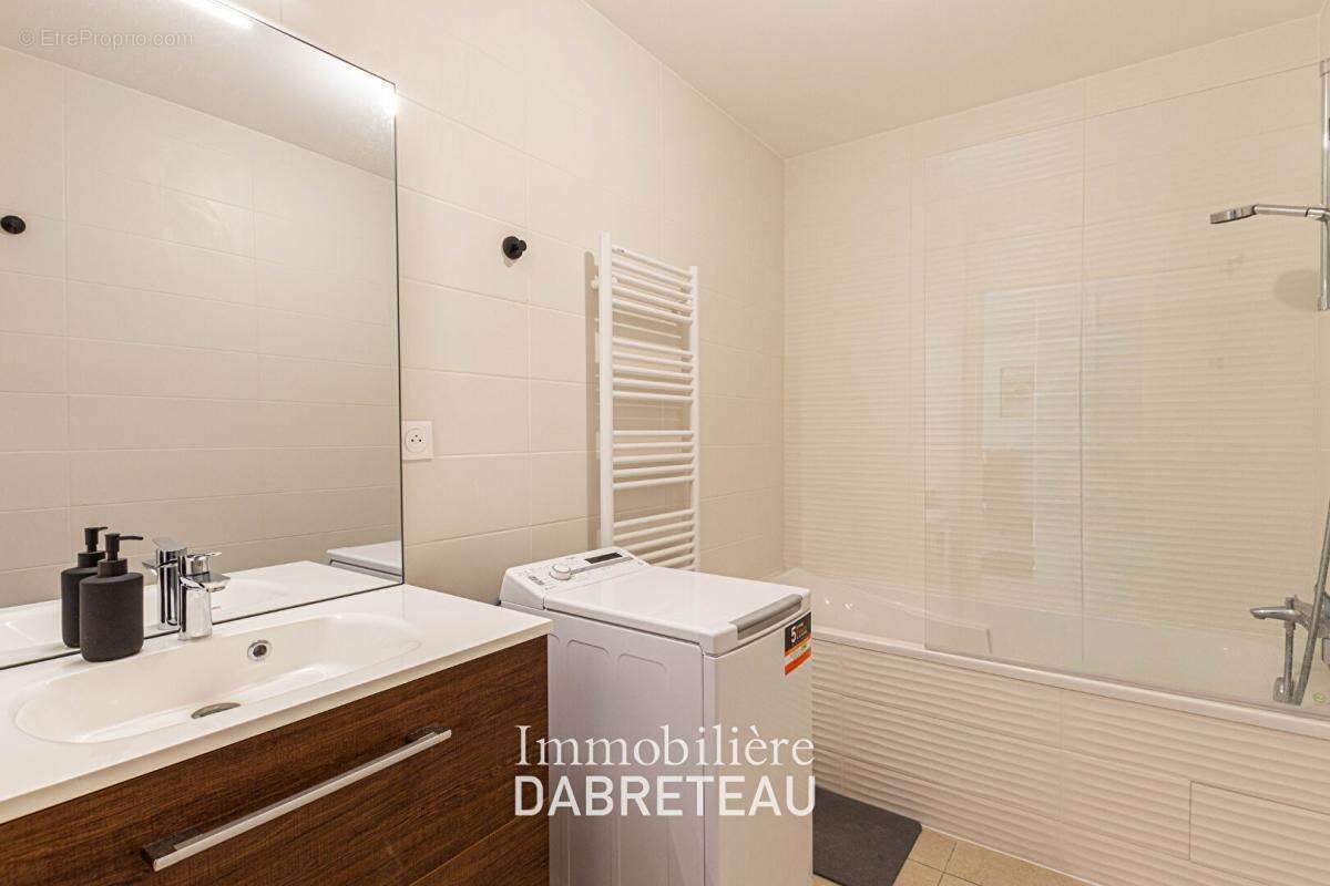 Appartement Brignais 3 pièce(s) 74.23 m2 - photo 10