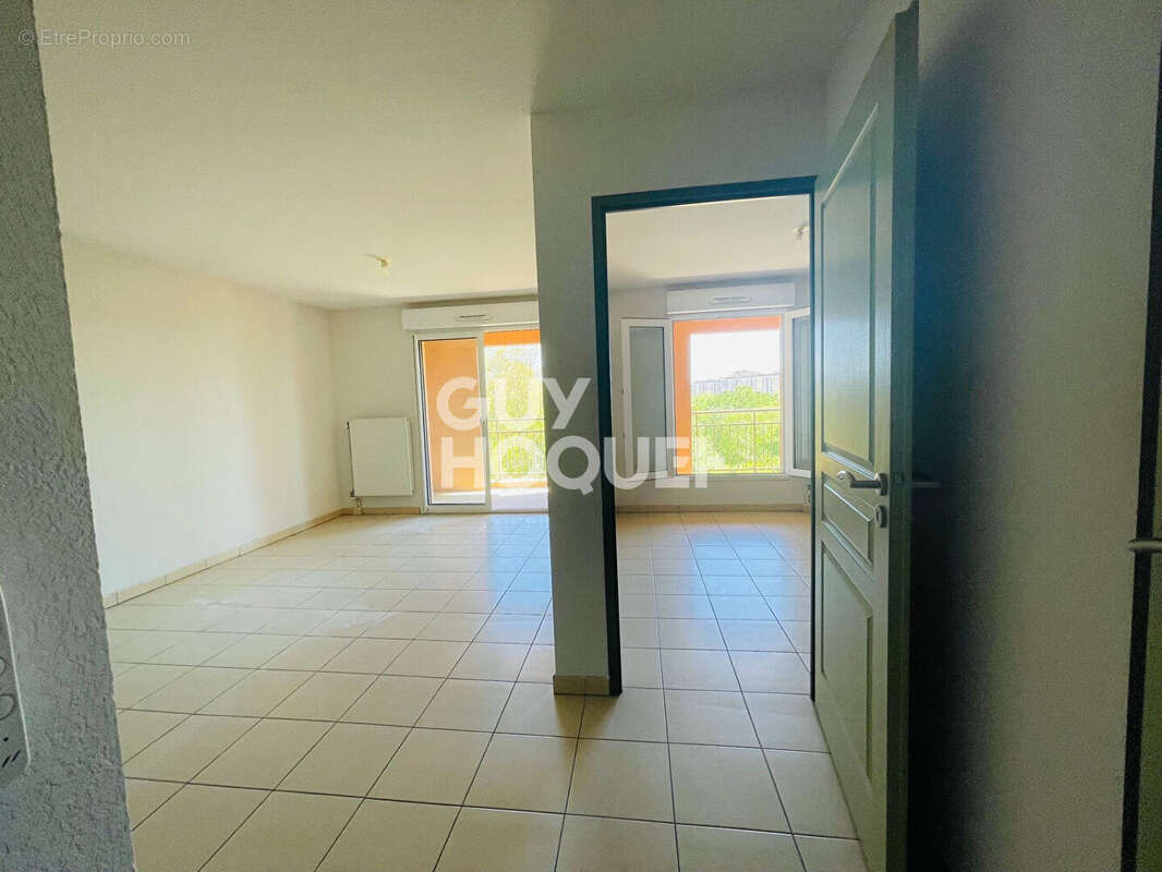 Appartement à JUVIGNAC