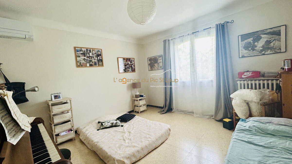 Maison à SAINT-GELY-DU-FESC