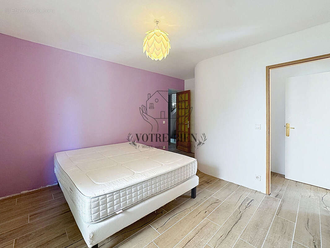 Villa Manosque 6 pièce(s) 185.30 m2 - photo 5