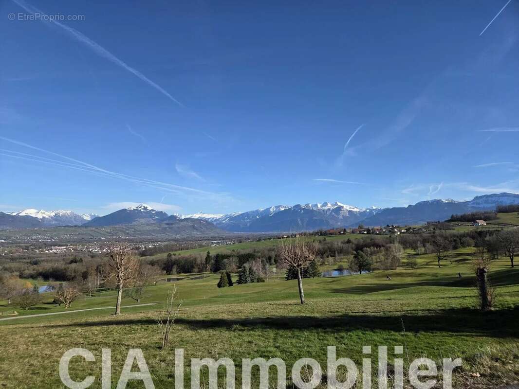 Appartement à REIGNIER