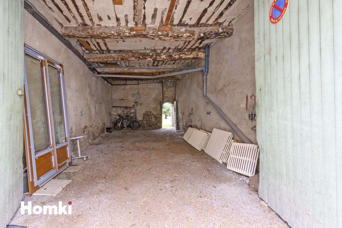Maison de ville 168m² avec terrain, garages et dépendances sur Saint-Hippolyte-du-Fort - photo 6