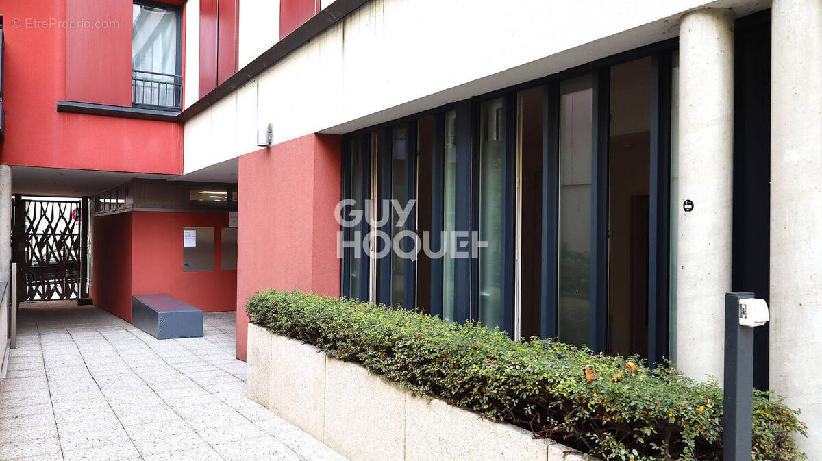 Appartement à PARIS-20E