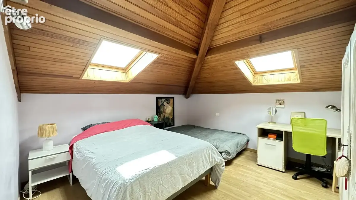 GOLF ET CENTRE VILLE VILLA A PIED POUR CETTE VILLA DE 6 Pièces de 150 m2 sur une parcelle de 800 m2 avec piscine - photo 16