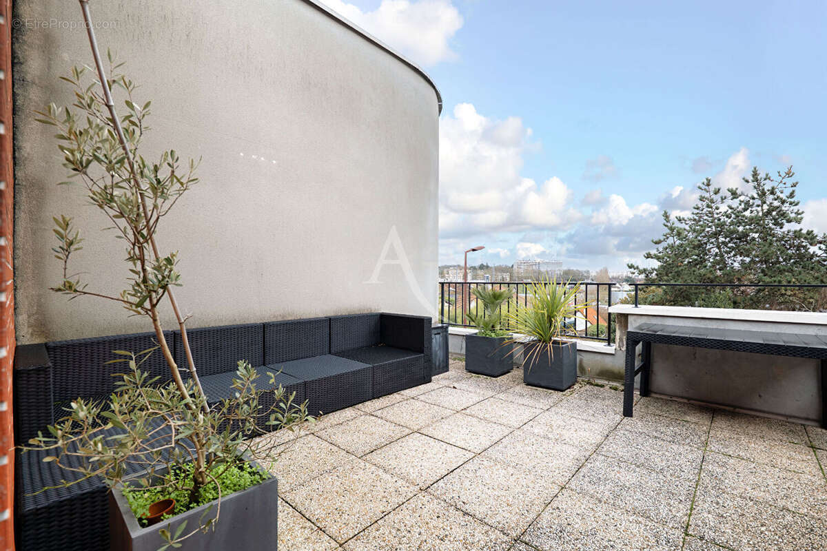 Appartement à EPINAY-SUR-ORGE