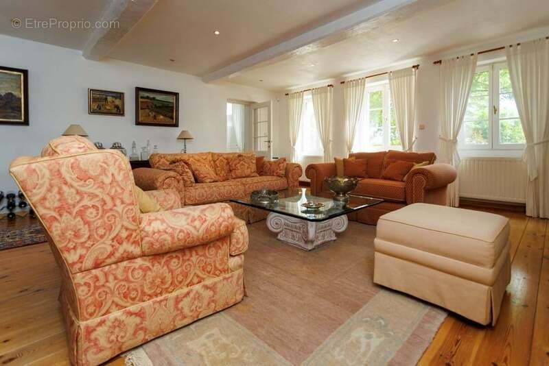 Propriété à vendre 8 pièces, 10 min de Paray Le Monial(71) - photo 4