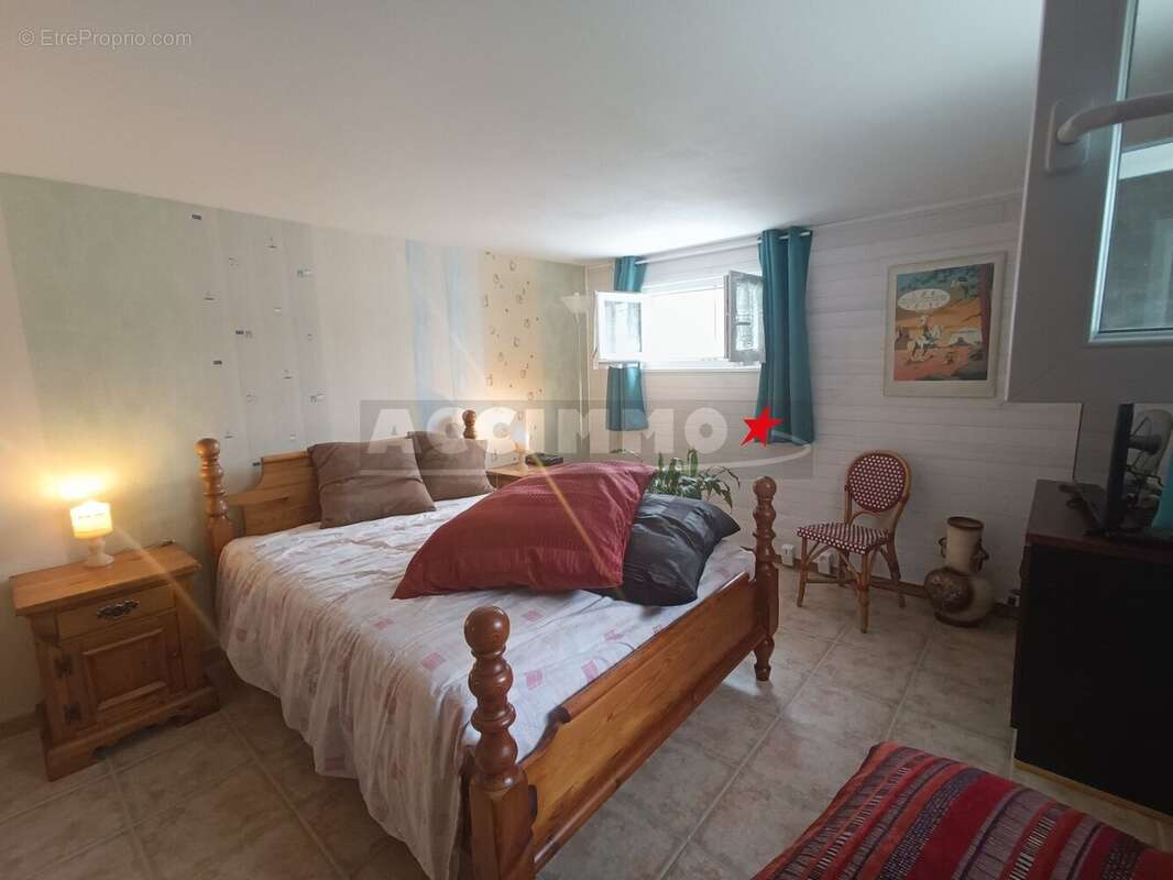 Maison à LABRUGUIERE