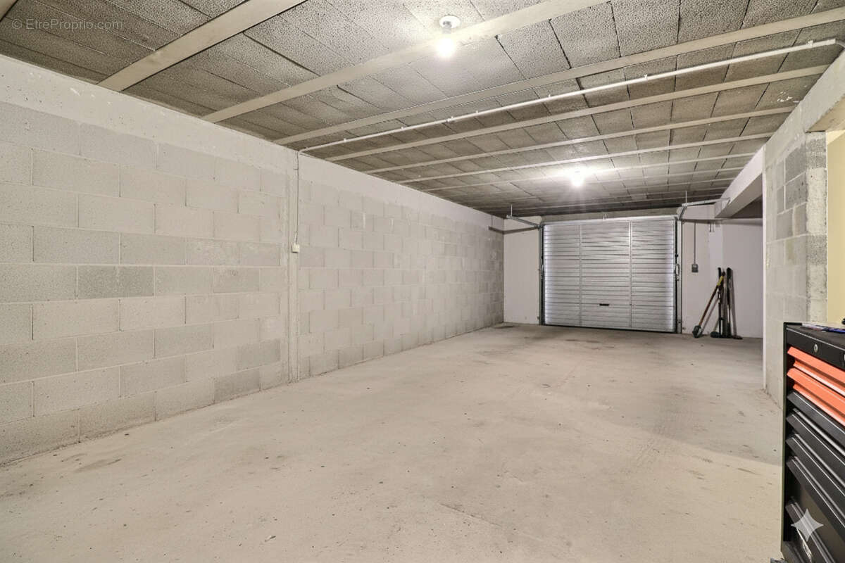Maison Chambery 6 pièce(s) 141 m² et 559 m2 de terrain - photo 18