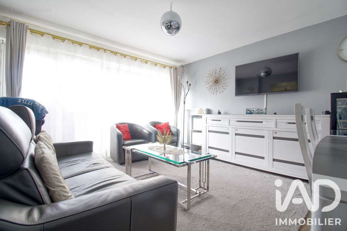 Appartement 84 m² à Acheres  - photo 2