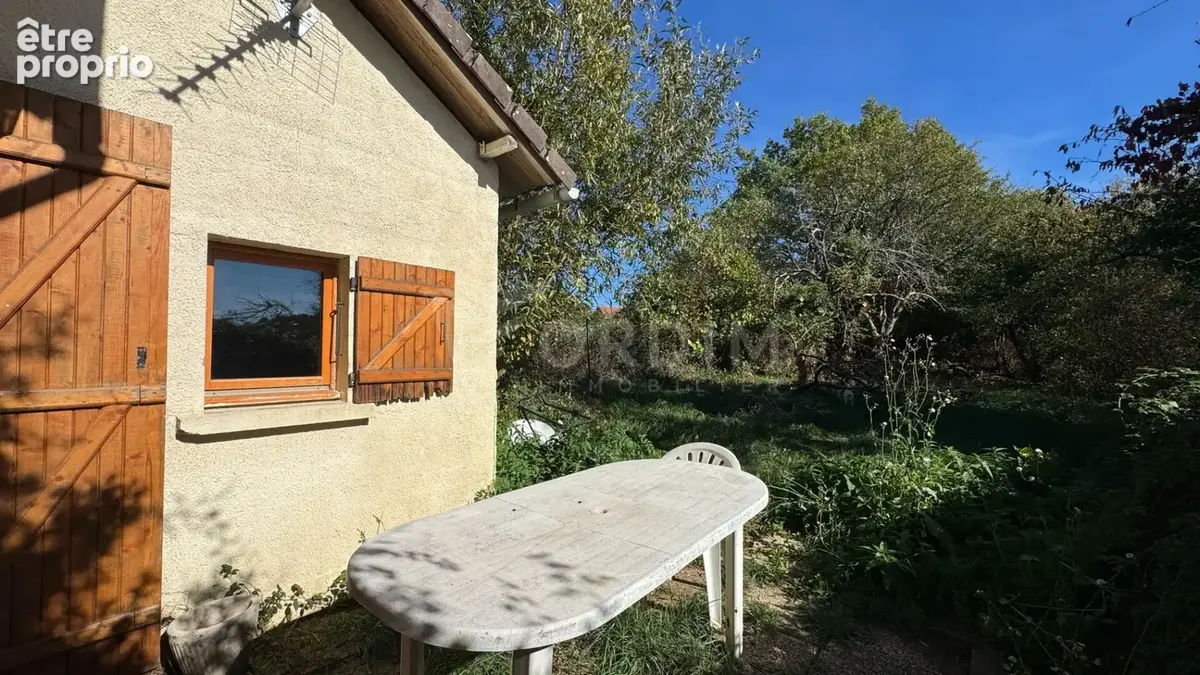 Belle opportunité pour cette maison d'env. 49 m² habitable sur son terrain de 840 m². - photo 2