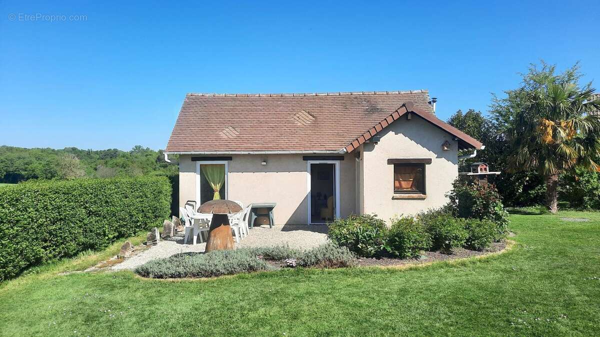 Maison à SAINT-ELOI-DE-FOURQUES