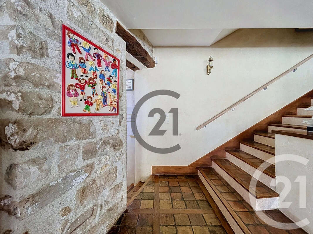 Maison 445 m² à Ury  - photo 33