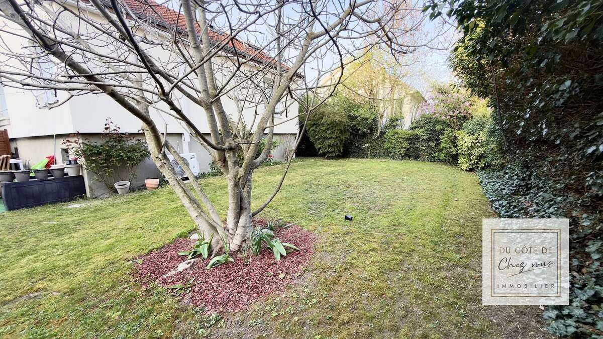 Maison à SAINTE-SAVINE