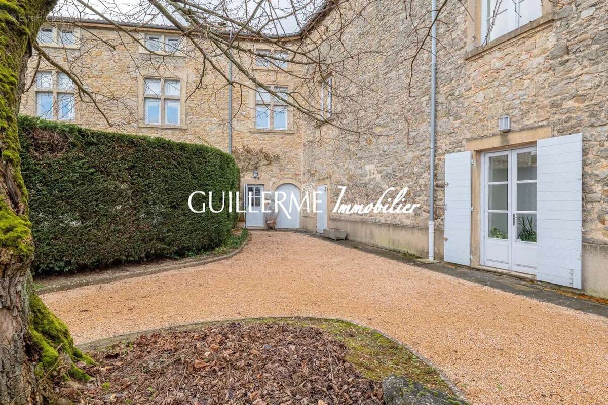 Appartement à DARDILLY