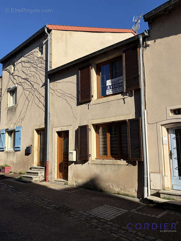 Maison à CATTENOM