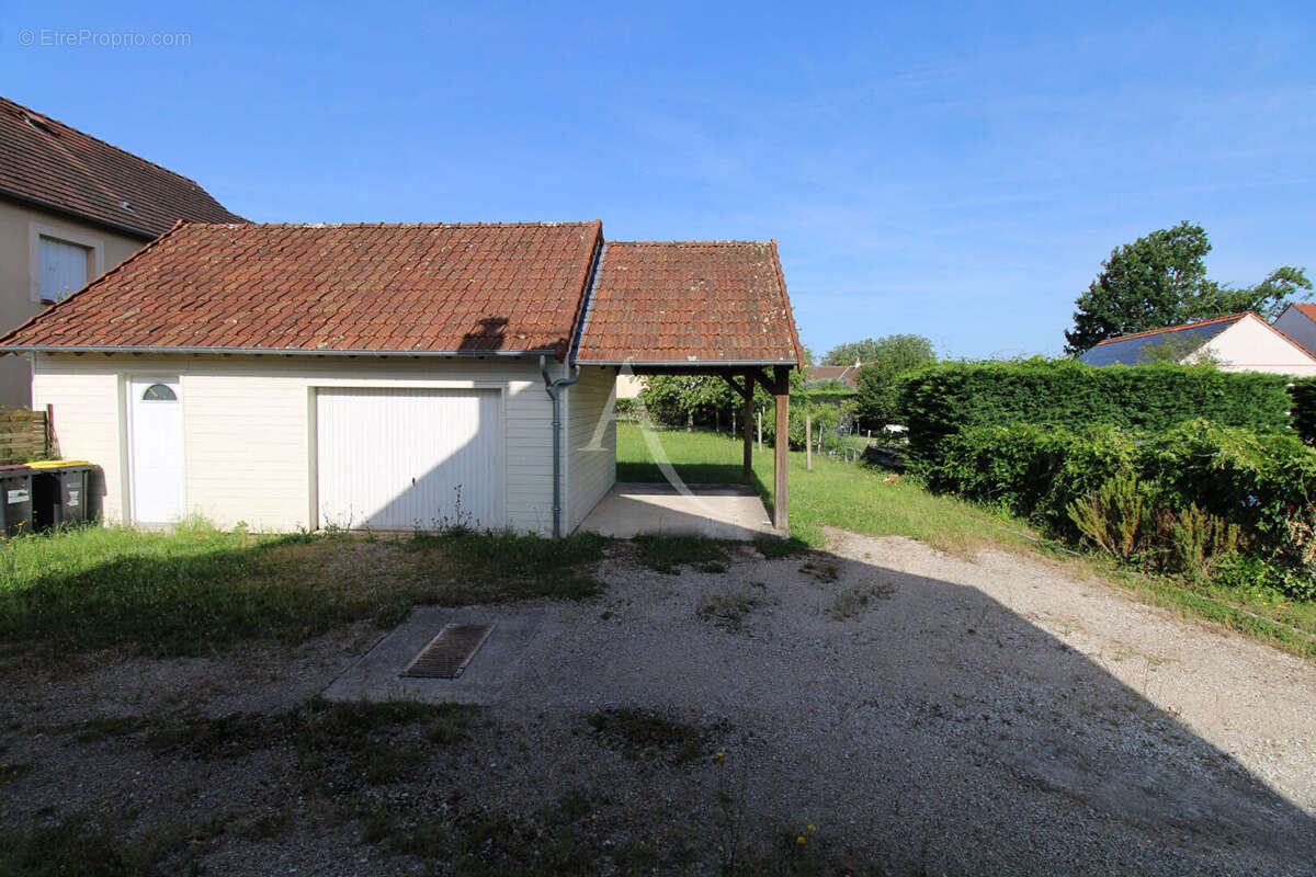 Maison à LA FERTE-SAINT-AUBIN