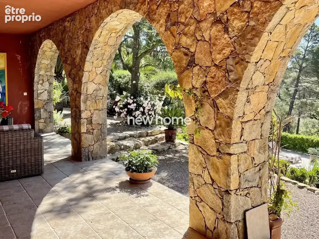 Magnifique villa avec vue panoramique à Lorgues - photo 5