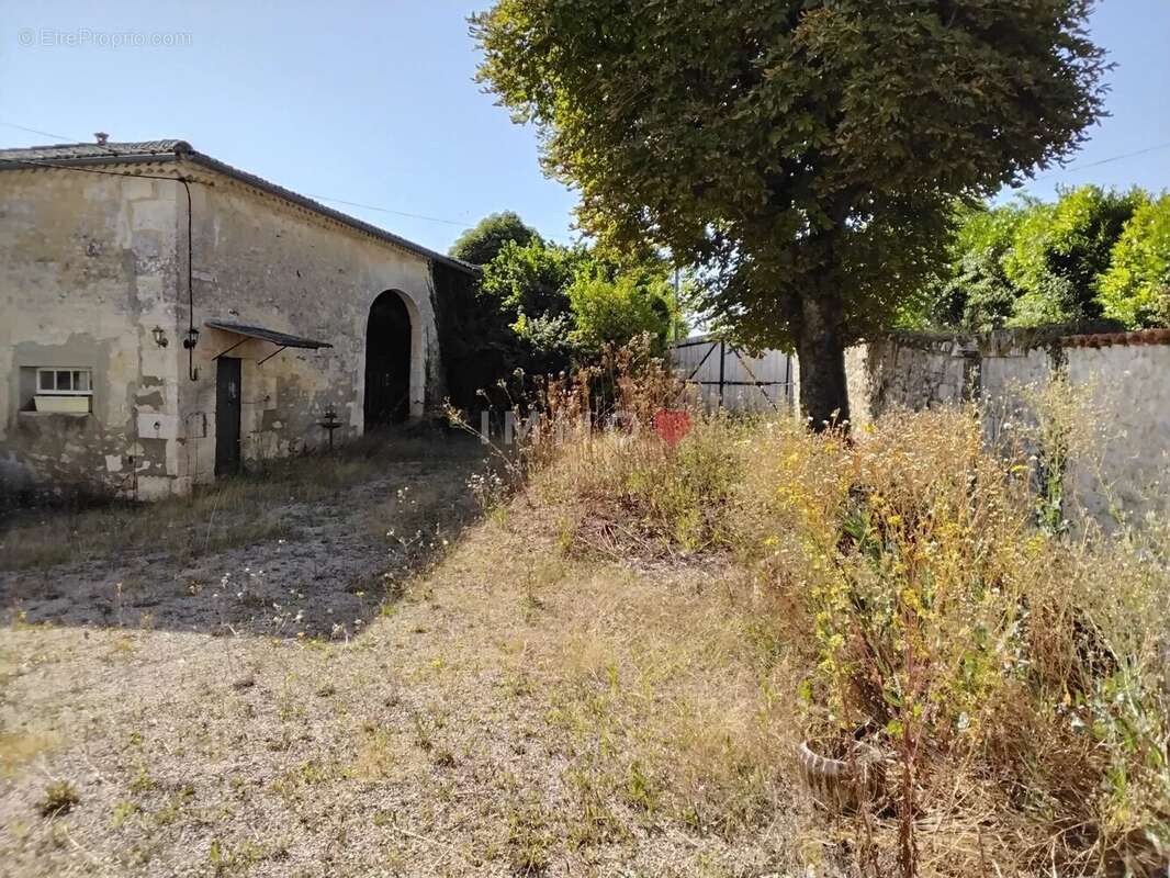 Maison à TORSAC