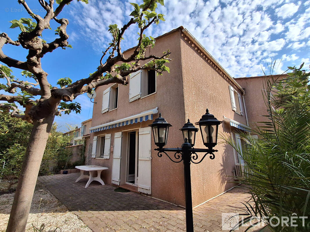 Maison à HYERES