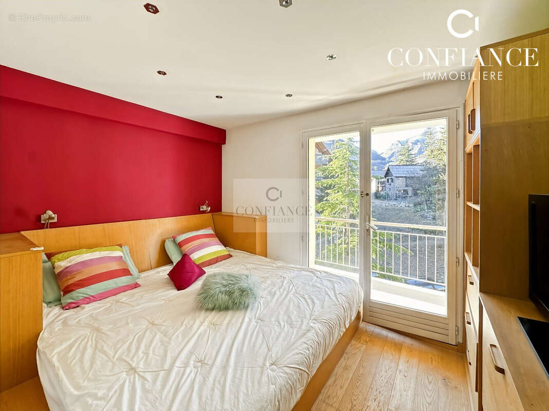 Appartement à SAINT-ETIENNE-DE-TINEE