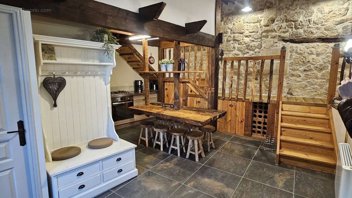 Maison à SAINT-ANDRE-DE-CUBZAC