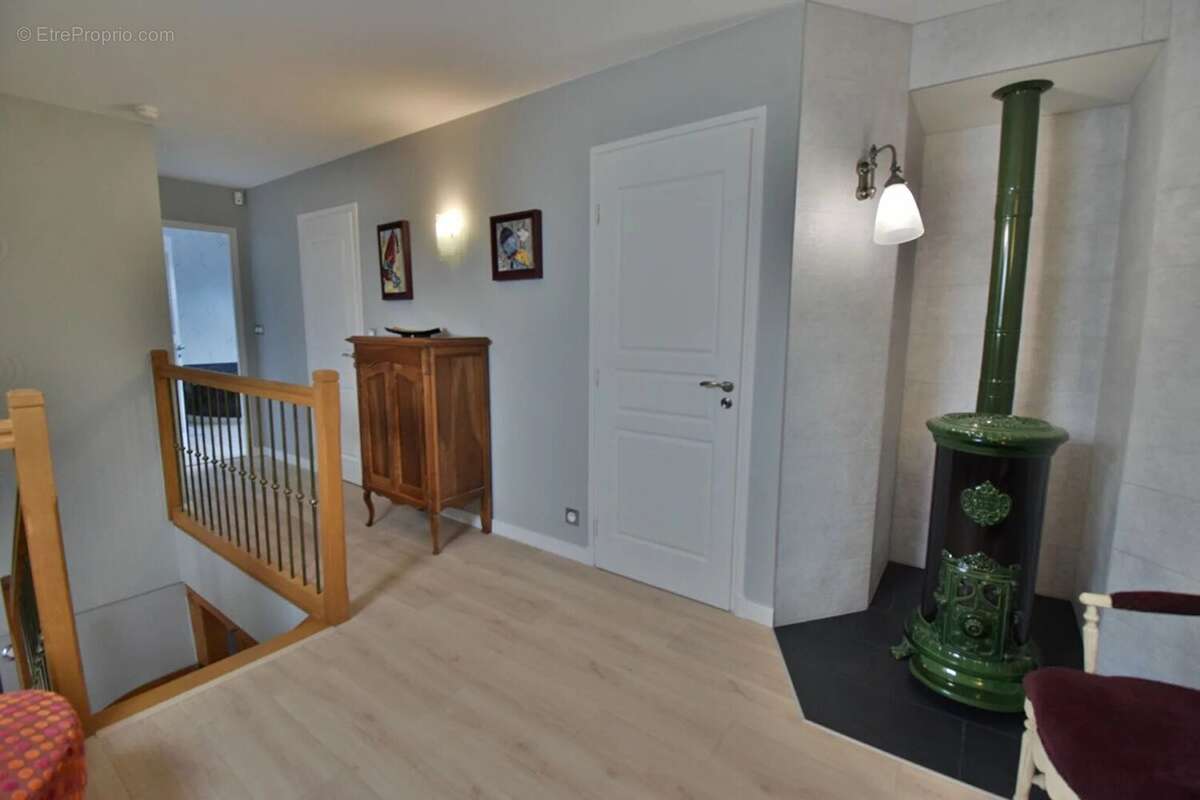 Maison à LA CHAUSSEE-SAINT-VICTOR