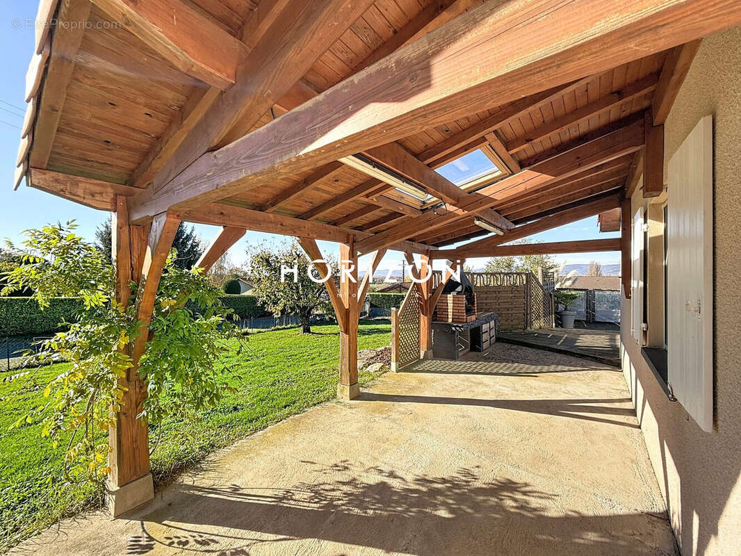 Maison à SAINT-DIDIER-SUR-CHALARONNE