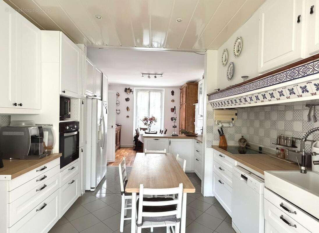 Maison à MONTLIGNON