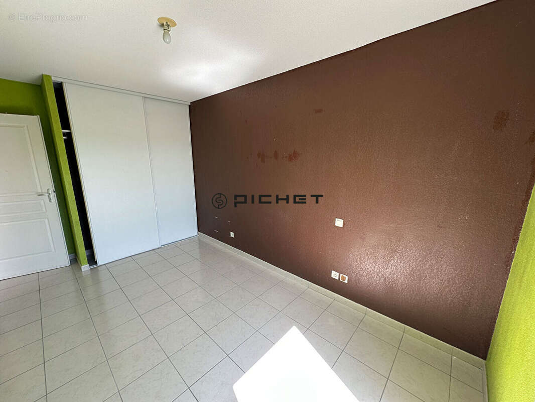 Appartement T3 - Superbe Terrasse - Parking réservé - photo 7